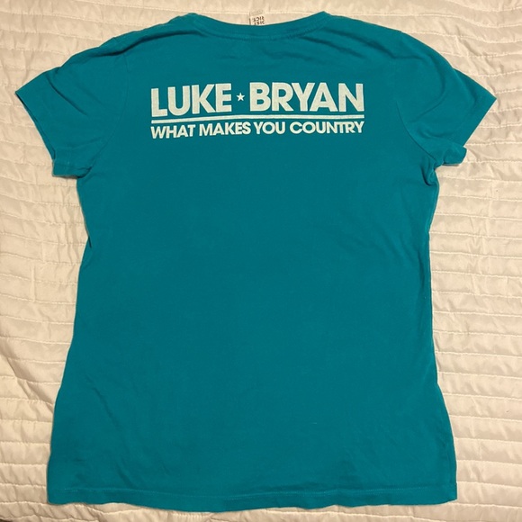 Luke Bryan (what makes you country) T-shirt - Picture 4 of 4